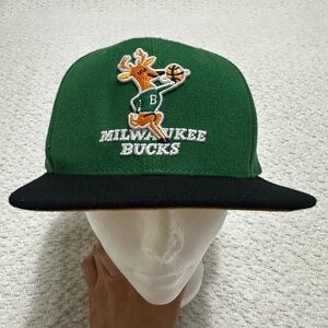 Mitchell & Ness Milwaukee Bucks Green Logo Bucks Snapback Hat